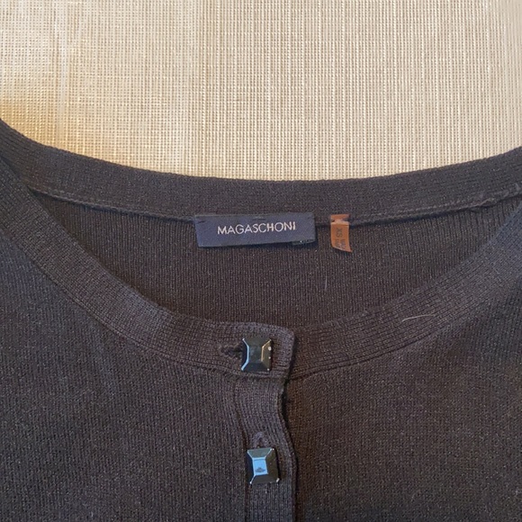 Versatile comfortable top - Picture 4 of 6